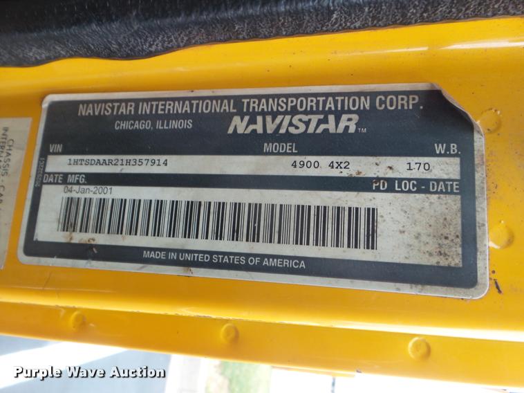 image for item DA5038 2001 International 4900 dump truck