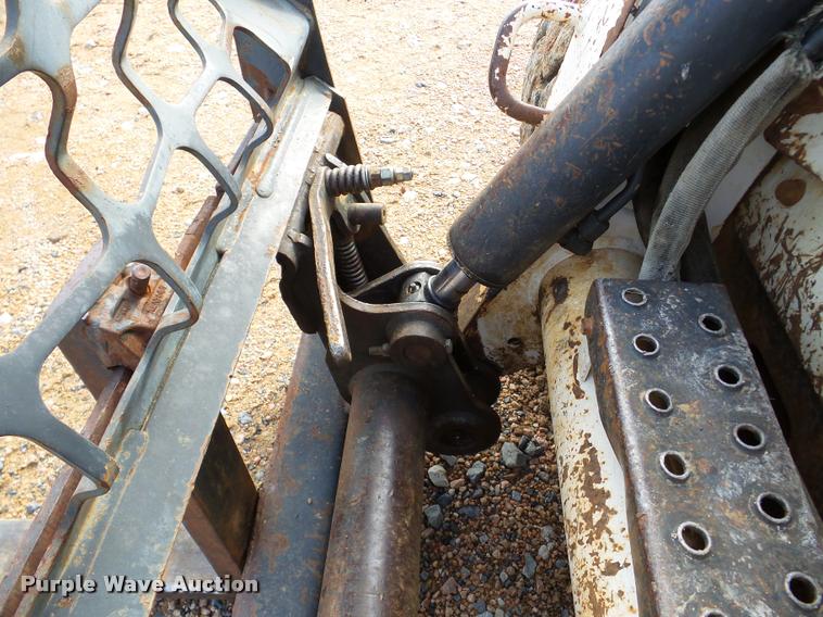 image for item DA8990 2005 Bobcat S250 skid steer