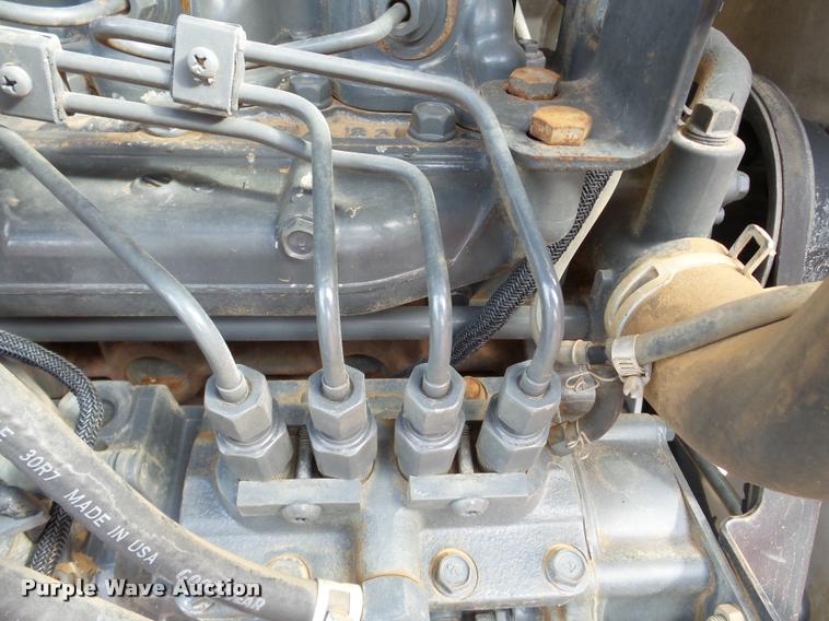 image for item DA8990 2005 Bobcat S250 skid steer