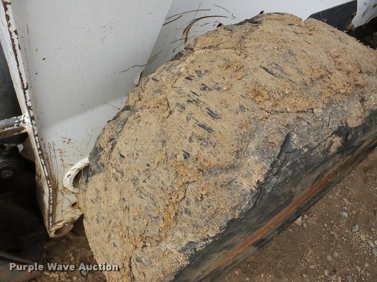 image for item DA8990 2005 Bobcat S250 skid steer