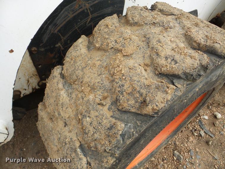 image for item DA8990 2005 Bobcat S250 skid steer