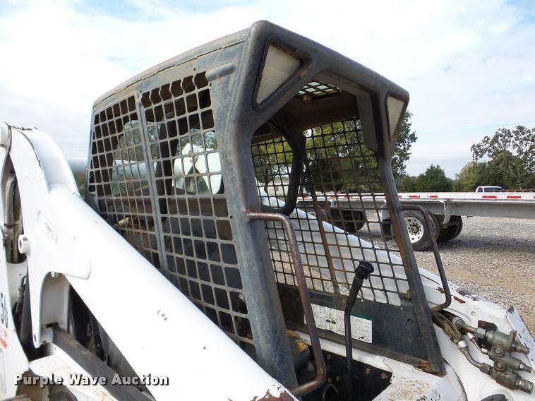 image for item DA8990 2005 Bobcat S250 skid steer