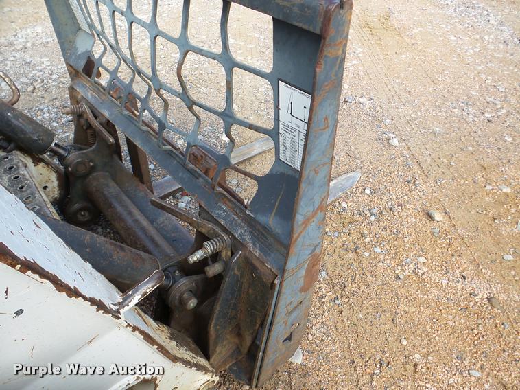 image for item DA8990 2005 Bobcat S250 skid steer
