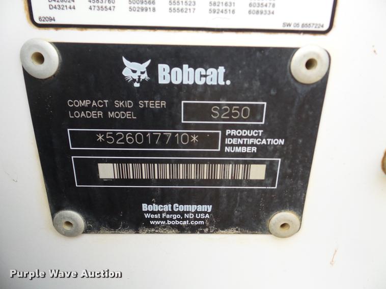 image for item DA8990 2005 Bobcat S250 skid steer