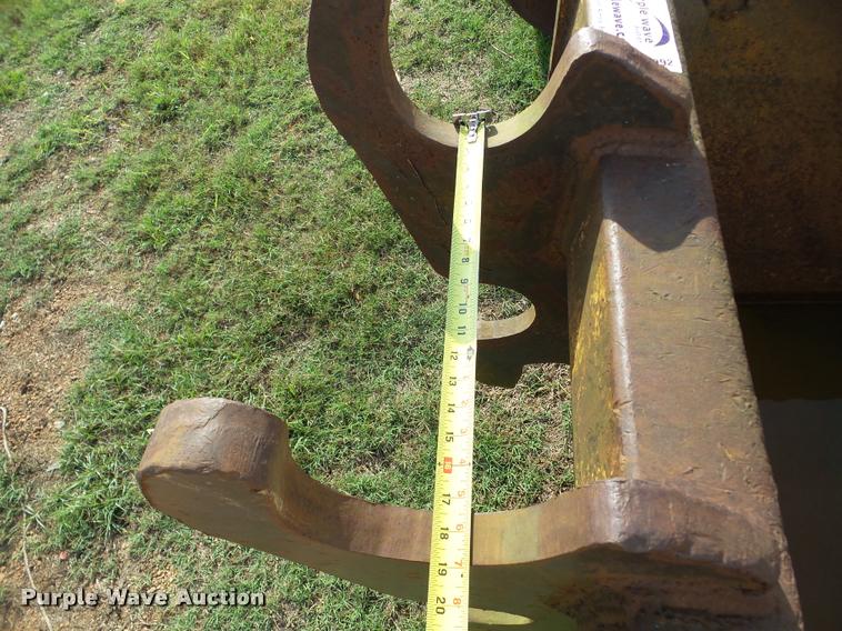 image for item DA8992 AB excavator bucket