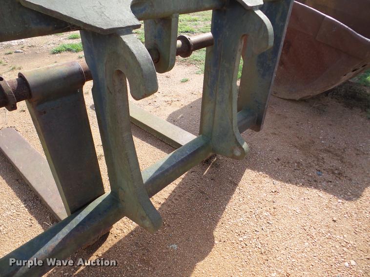 image for item DA8993 Pallet forks