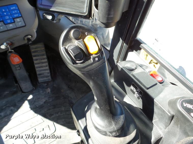 image for item DA8999 2014 Komatsu WA320-7 wheel loader