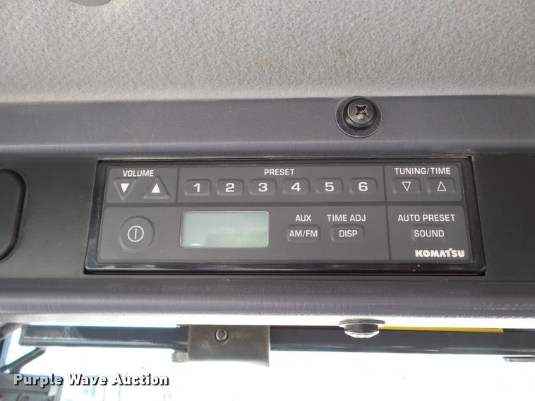 image for item DA8999 2014 Komatsu WA320-7 wheel loader