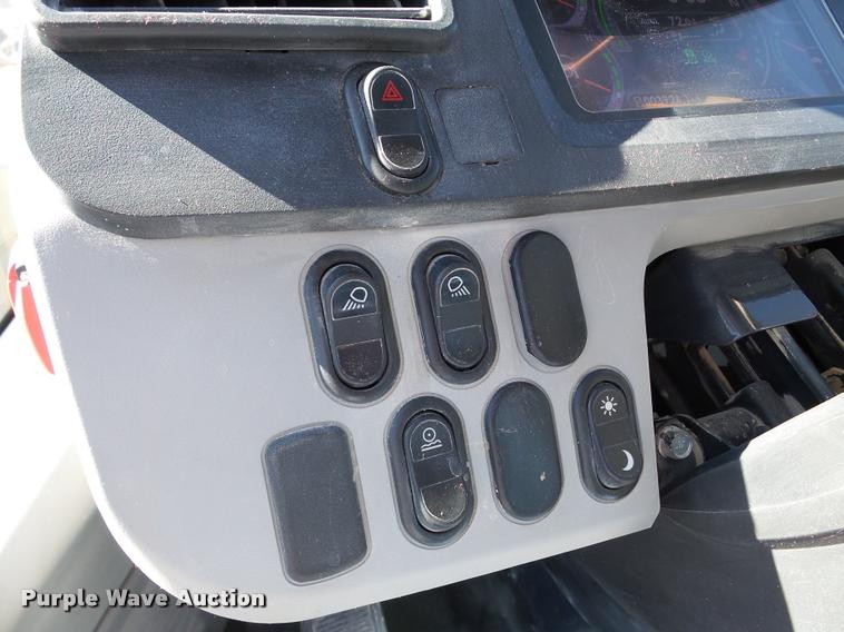 image for item DA8999 2014 Komatsu WA320-7 wheel loader