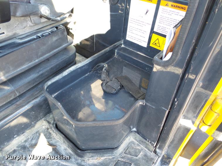 image for item DA8999 2014 Komatsu WA320-7 wheel loader