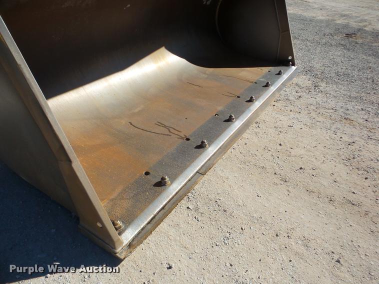 image for item DA8999 2014 Komatsu WA320-7 wheel loader