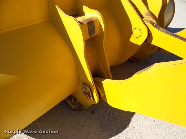 image for item DA8999 2014 Komatsu WA320-7 wheel loader