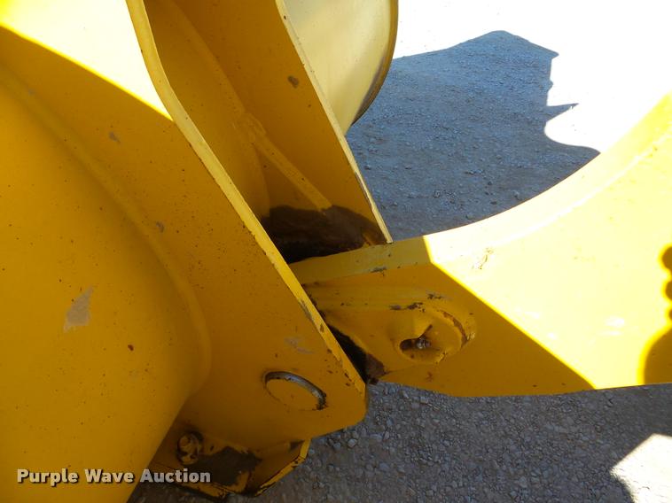 image for item DA8999 2014 Komatsu WA320-7 wheel loader