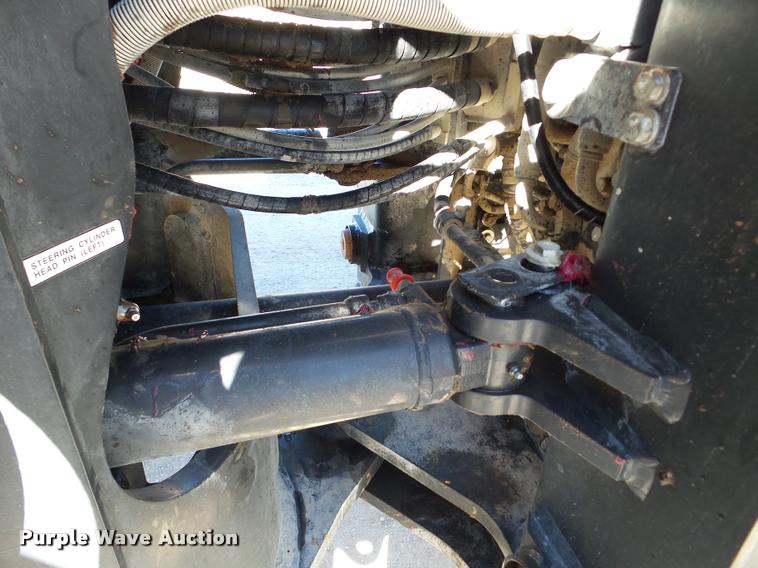 image for item DA8999 2014 Komatsu WA320-7 wheel loader