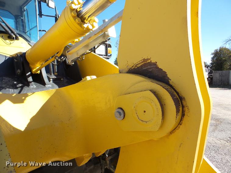 image for item DA8999 2014 Komatsu WA320-7 wheel loader