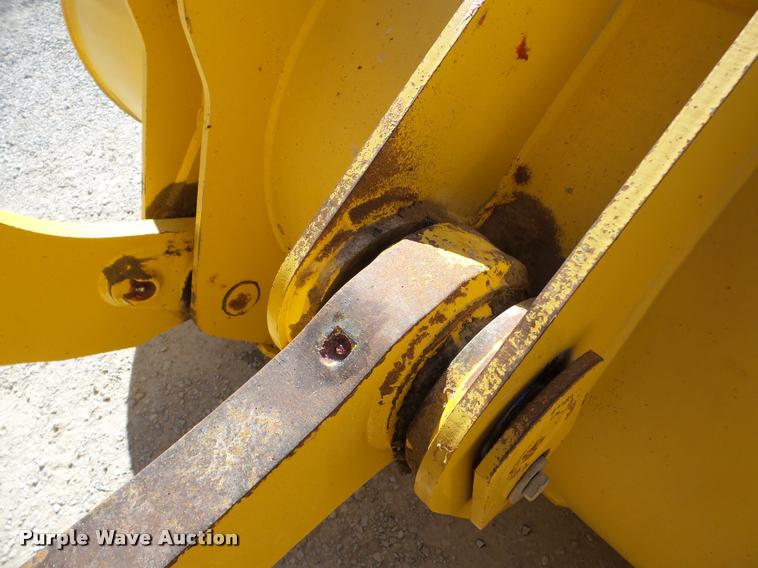 image for item DA8999 2014 Komatsu WA320-7 wheel loader
