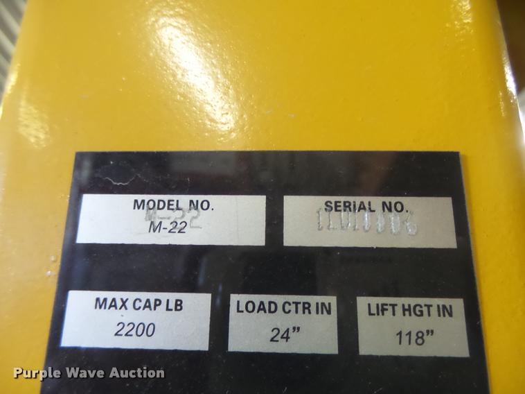 image for item DA9261 Big Joe M-22 forklift