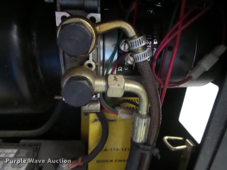 image for item DA9261 Big Joe M-22 forklift