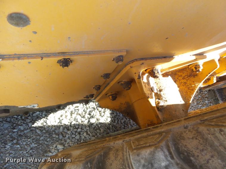 image for item DB1751 1999 Mustang 2050 skid steer