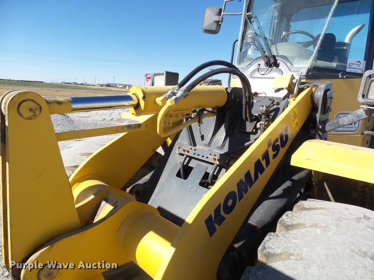 image for item DB1752 2008 Komatsu WA200 wheel loader