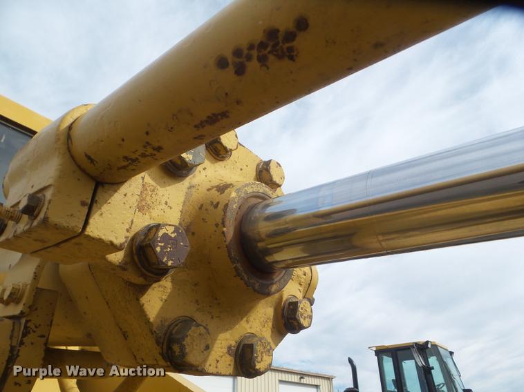 image for item DB3634 1993 Caterpillar 966F wheel loader