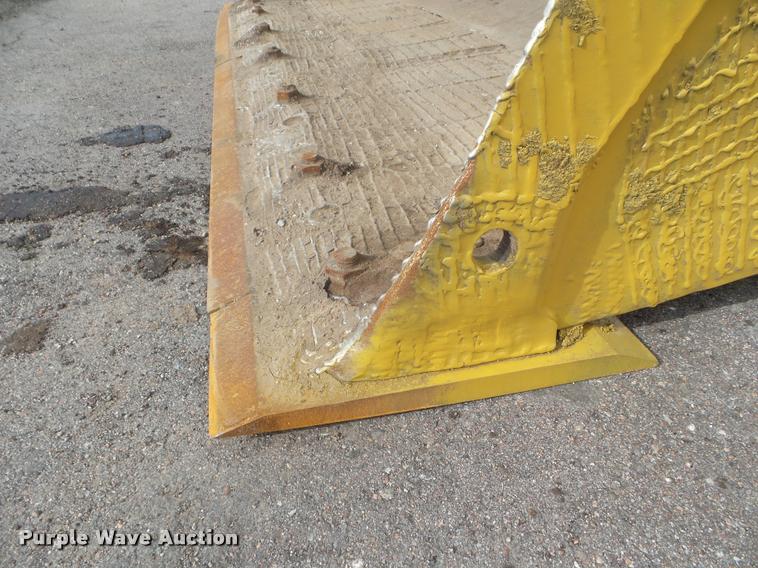 image for item DB3634 1993 Caterpillar 966F wheel loader