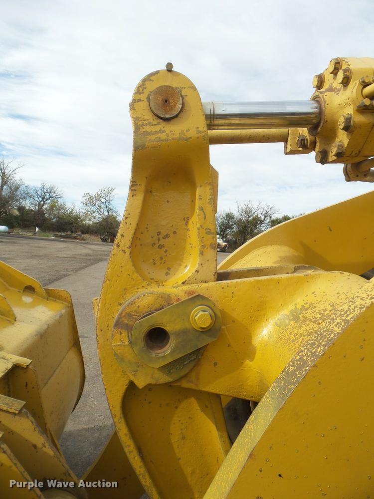 image for item DB3634 1993 Caterpillar 966F wheel loader