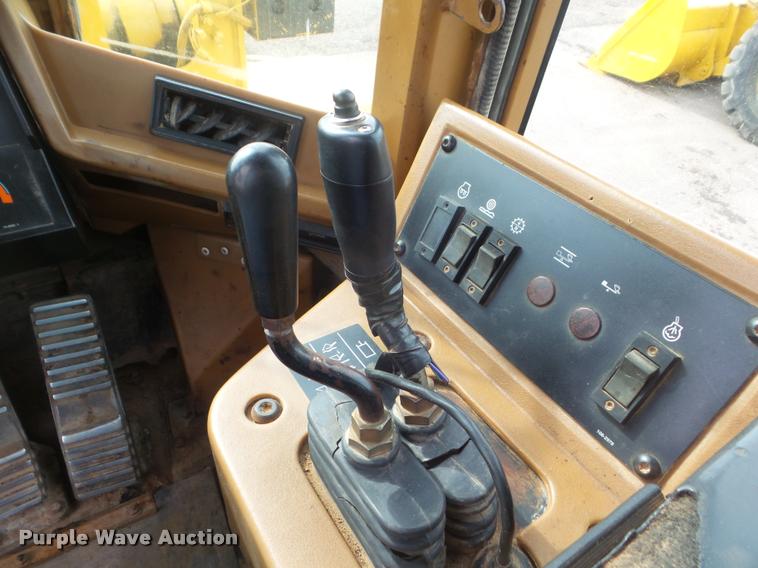 image for item DB3635 1993 Caterpillar 966F Series II wheel loader