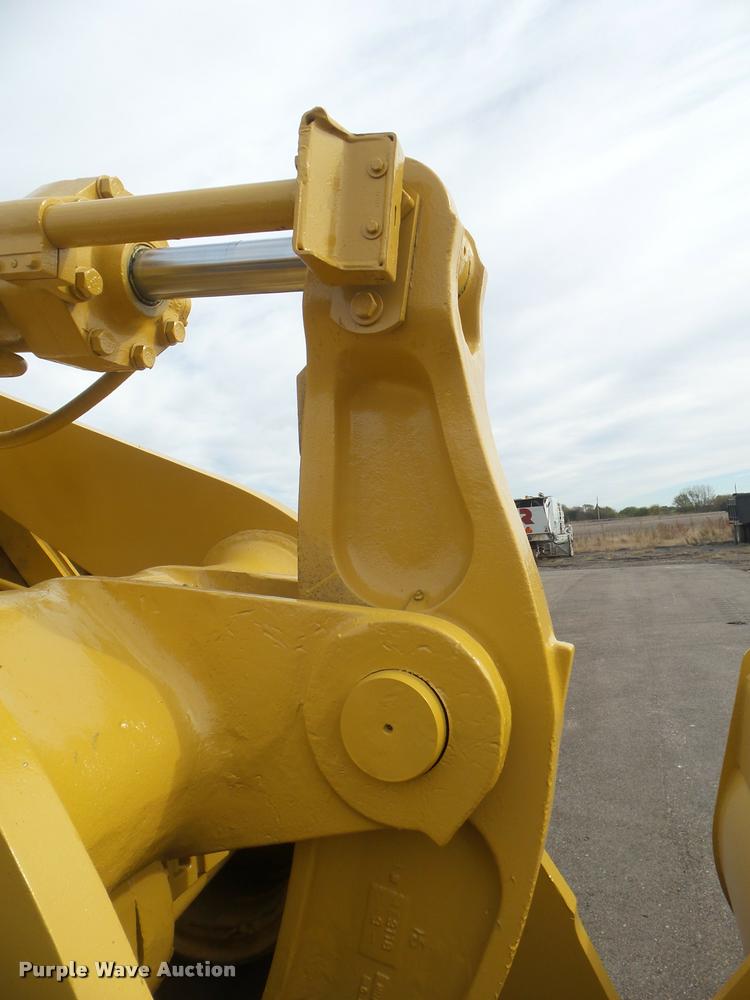 image for item DB3635 1993 Caterpillar 966F Series II wheel loader