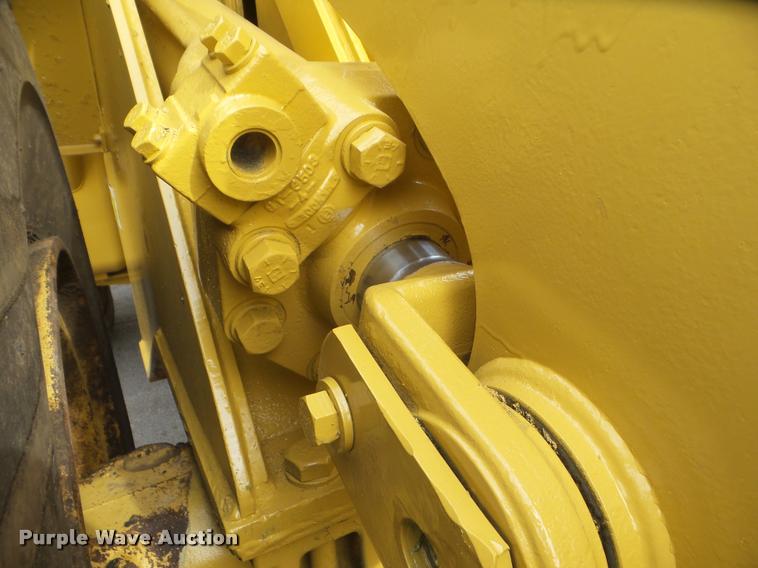 image for item DB3635 1993 Caterpillar 966F Series II wheel loader