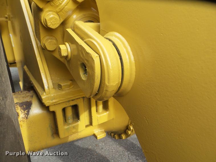 image for item DB3635 1993 Caterpillar 966F Series II wheel loader