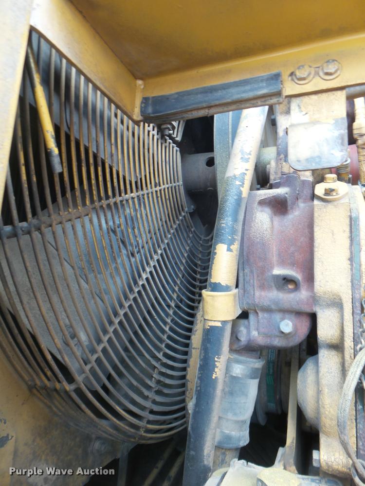 image for item DB3636 1996 Caterpillar 966F Series II wheel loader