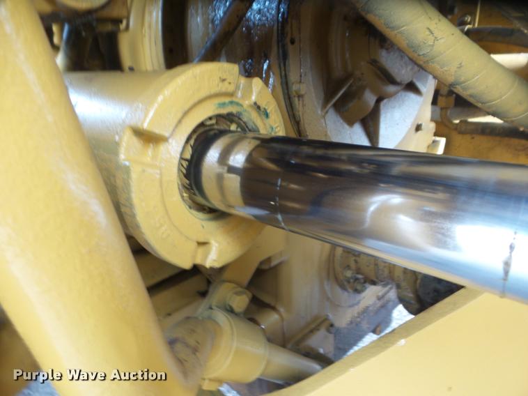 image for item DB3636 1996 Caterpillar 966F Series II wheel loader