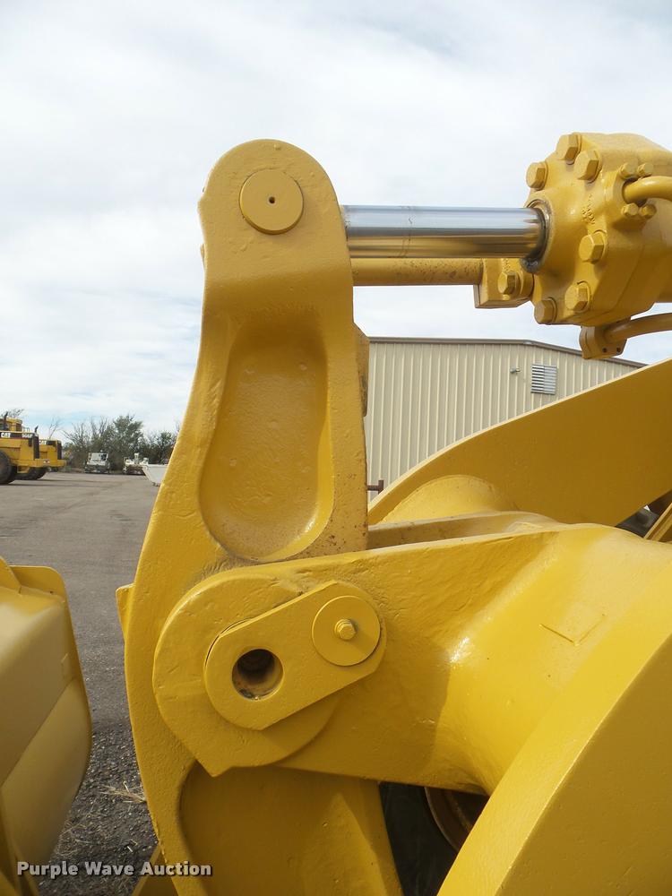 image for item DB3636 1996 Caterpillar 966F Series II wheel loader