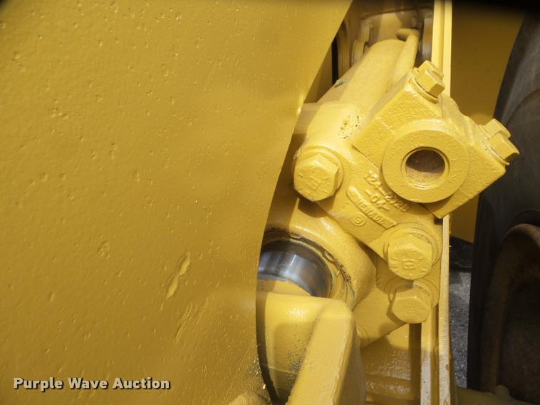 image for item DB3636 1996 Caterpillar 966F Series II wheel loader