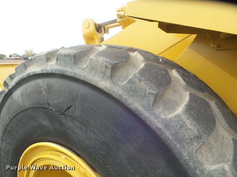 image for item DB3636 1996 Caterpillar 966F Series II wheel loader