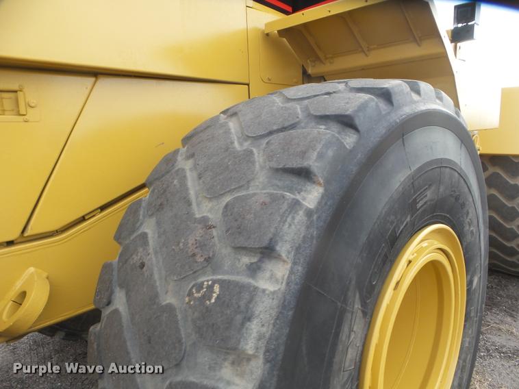 image for item DB3636 1996 Caterpillar 966F Series II wheel loader