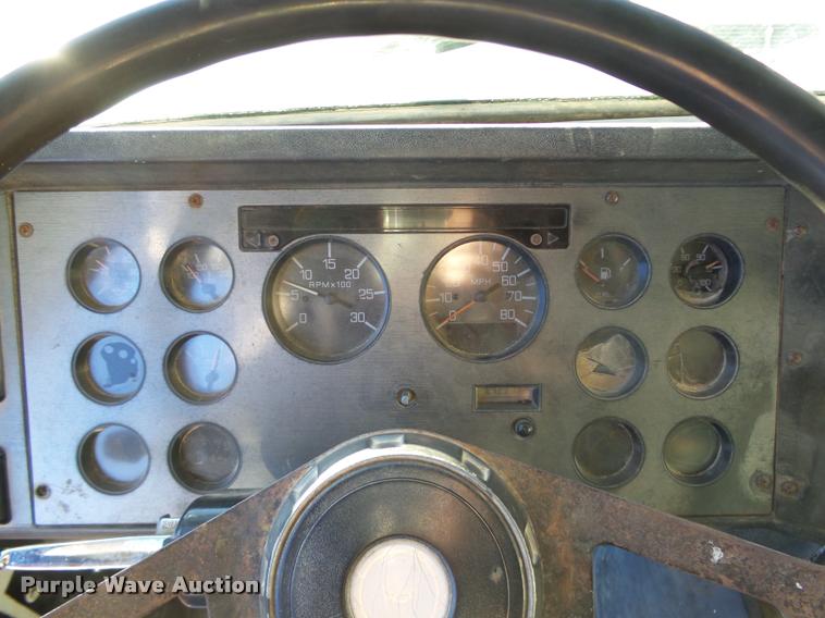 image for item DB4590 1990 Volvo WG dump truck