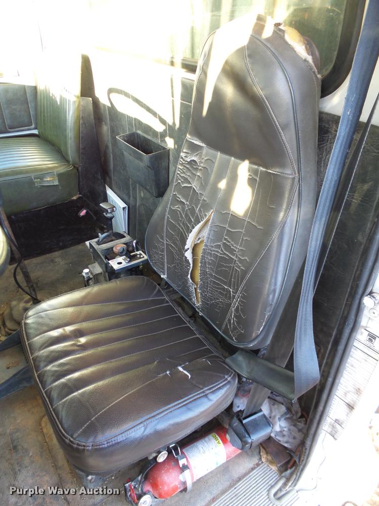 image for item DB4590 1990 Volvo WG dump truck