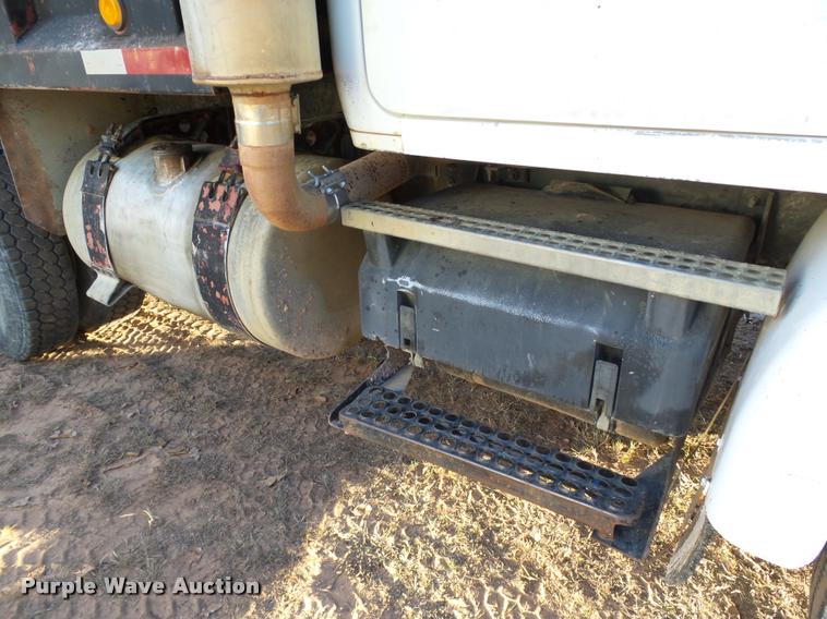 image for item DB4590 1990 Volvo WG dump truck