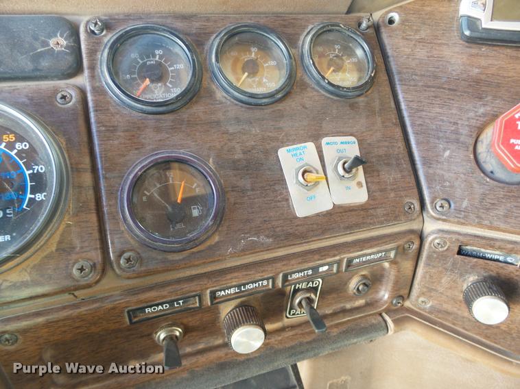 image for item DB4594 1987 Freightliner FLC-64T dump truck