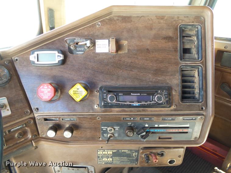 image for item DB4594 1987 Freightliner FLC-64T dump truck