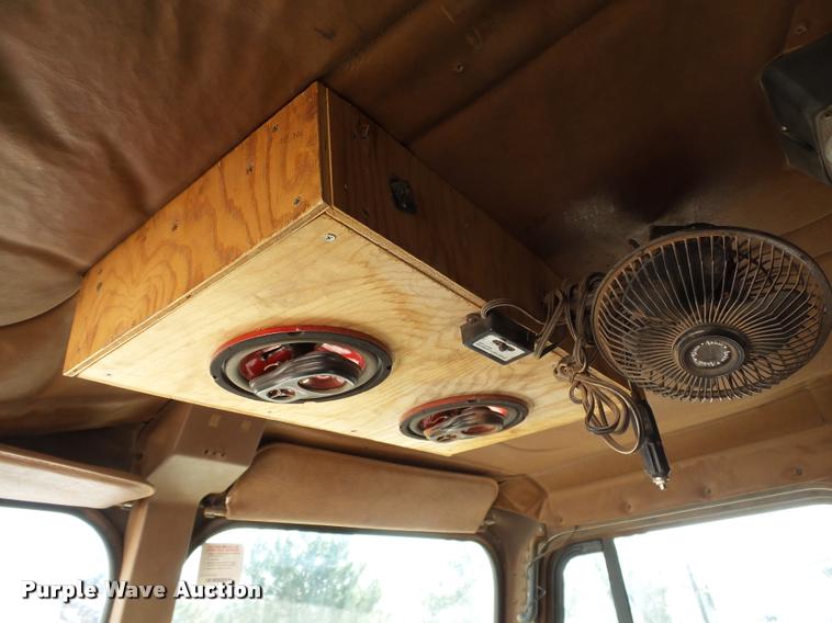 image for item DB4594 1987 Freightliner FLC-64T dump truck