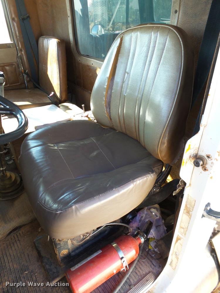 image for item DB4594 1987 Freightliner FLC-64T dump truck