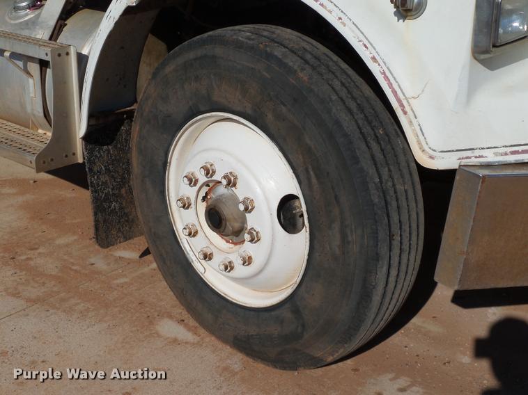 image for item DB4594 1987 Freightliner FLC-64T dump truck