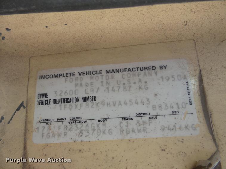 image for item DB5263 1987 Ford F800 bucket truck