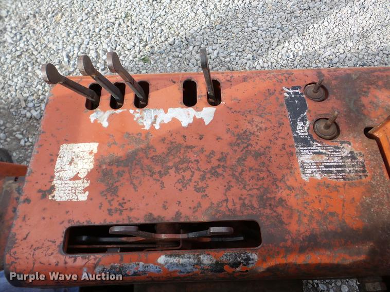image for item DB5264 1987 Ditch Witch 4010D trencher