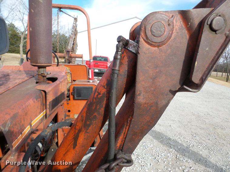 image for item DB5264 1987 Ditch Witch 4010D trencher