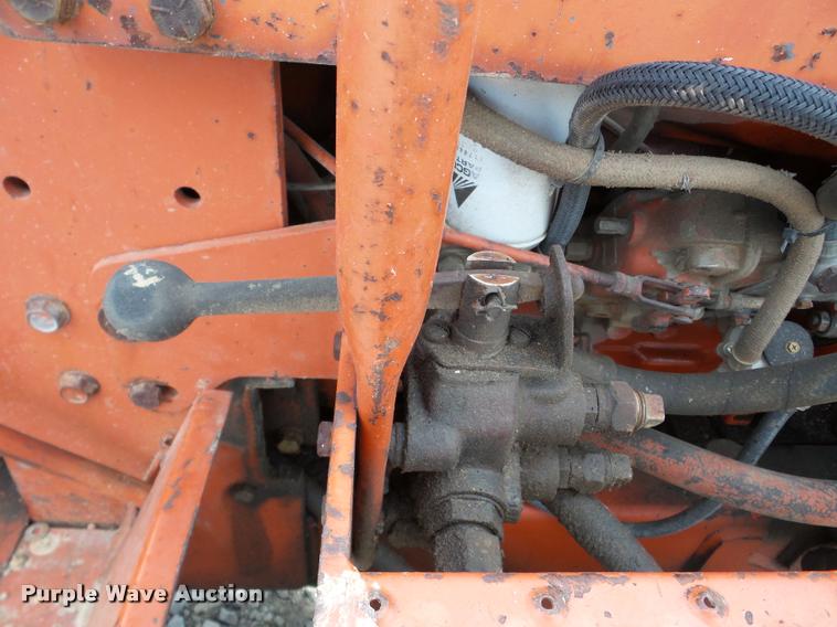 image for item DB5264 1987 Ditch Witch 4010D trencher