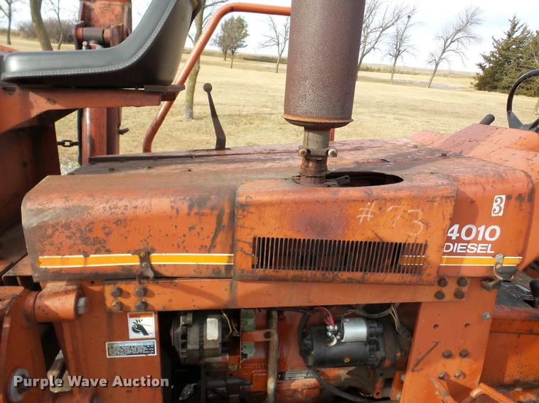 image for item DB5264 1987 Ditch Witch 4010D trencher